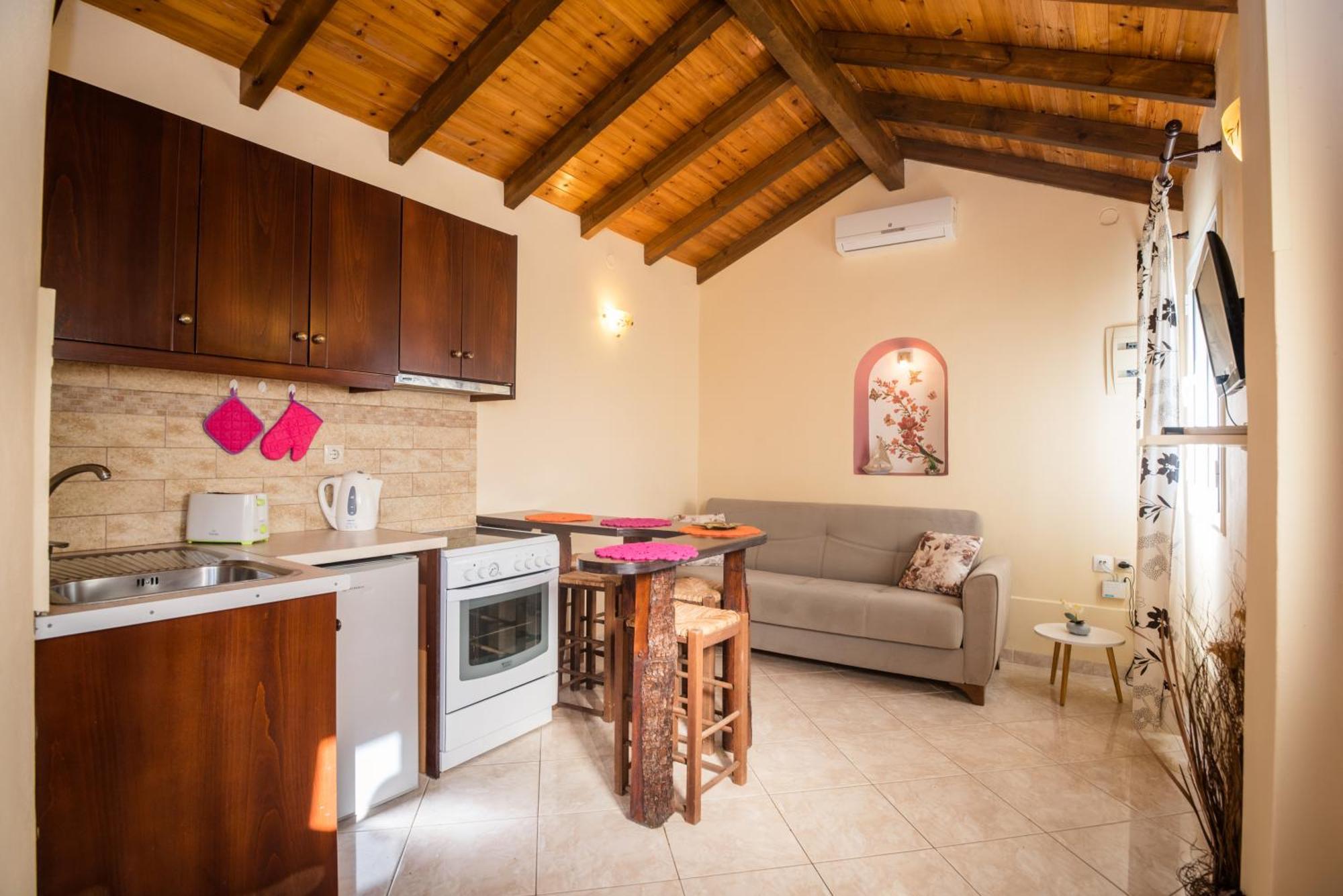 Elena'S Seaside Apartments & Studios Agios Gordios  Exterior photo