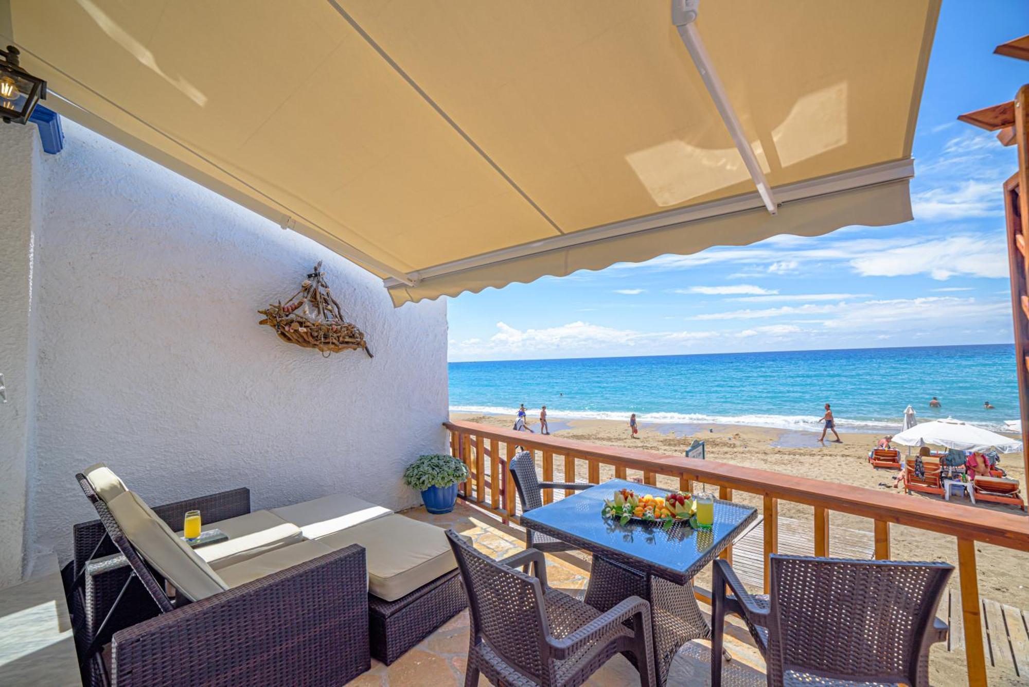 Elena'S Seaside Apartments & Studios Agios Gordios  Exterior photo