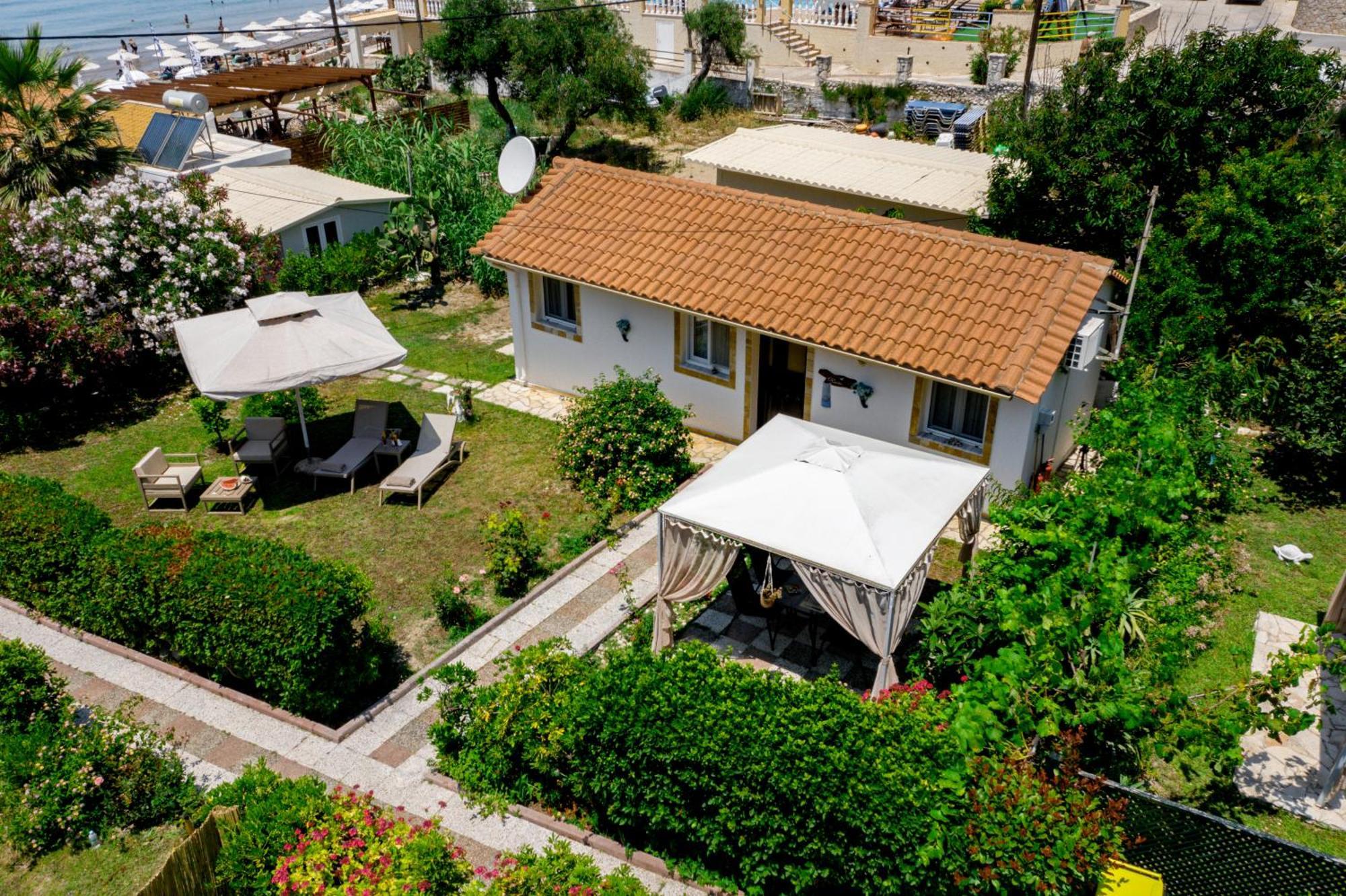 Elena'S Seaside Apartments & Studios Agios Gordios  Exterior photo